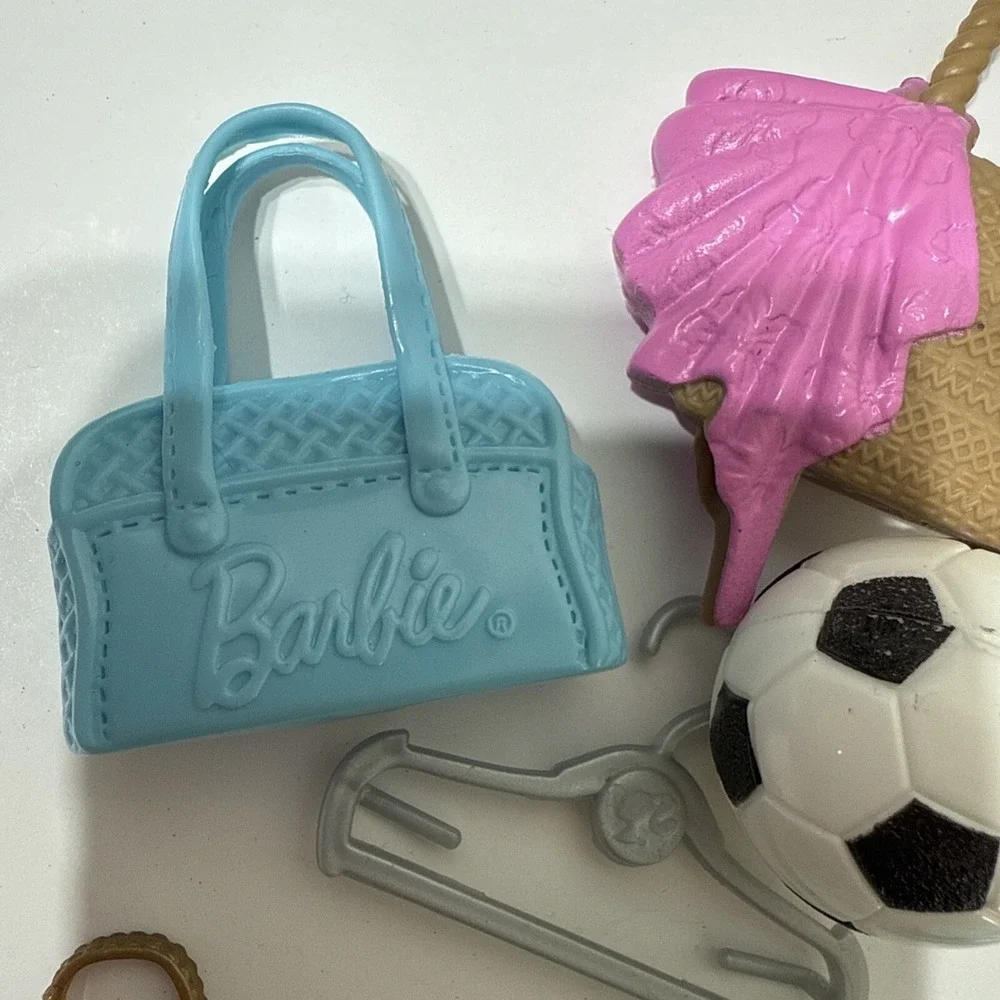 Barbie Brand Mixed LOT Of 18 Marked B Purse Shoes Cash Register Swim Tube‎ Ball